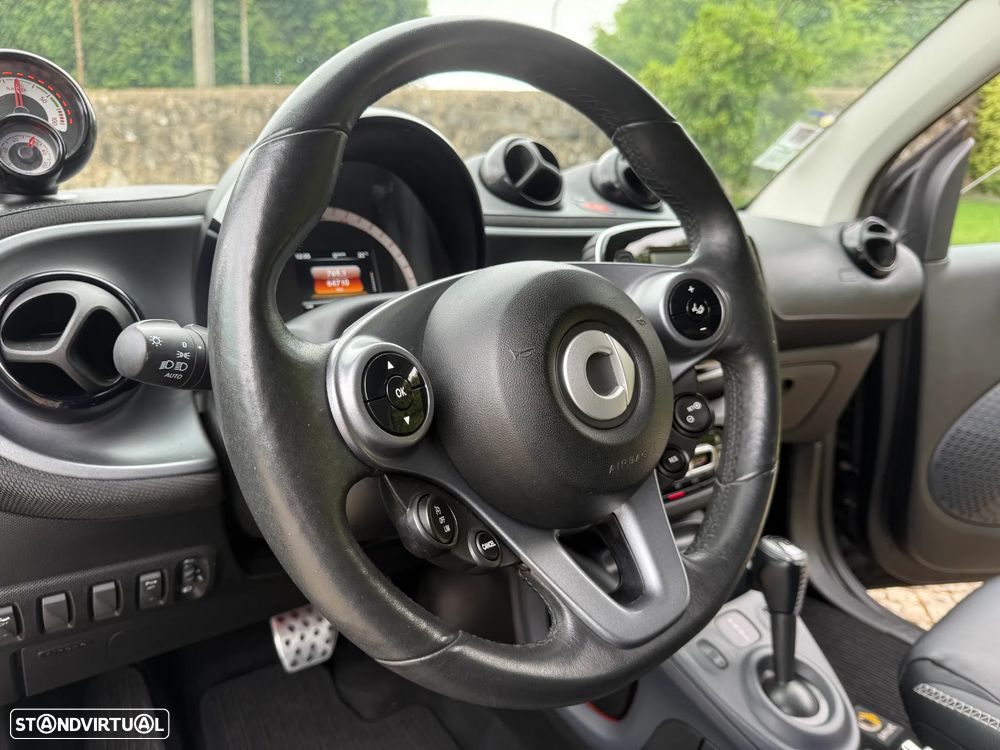 Smart ForTwo Coupé EQ Brabus Style - 15