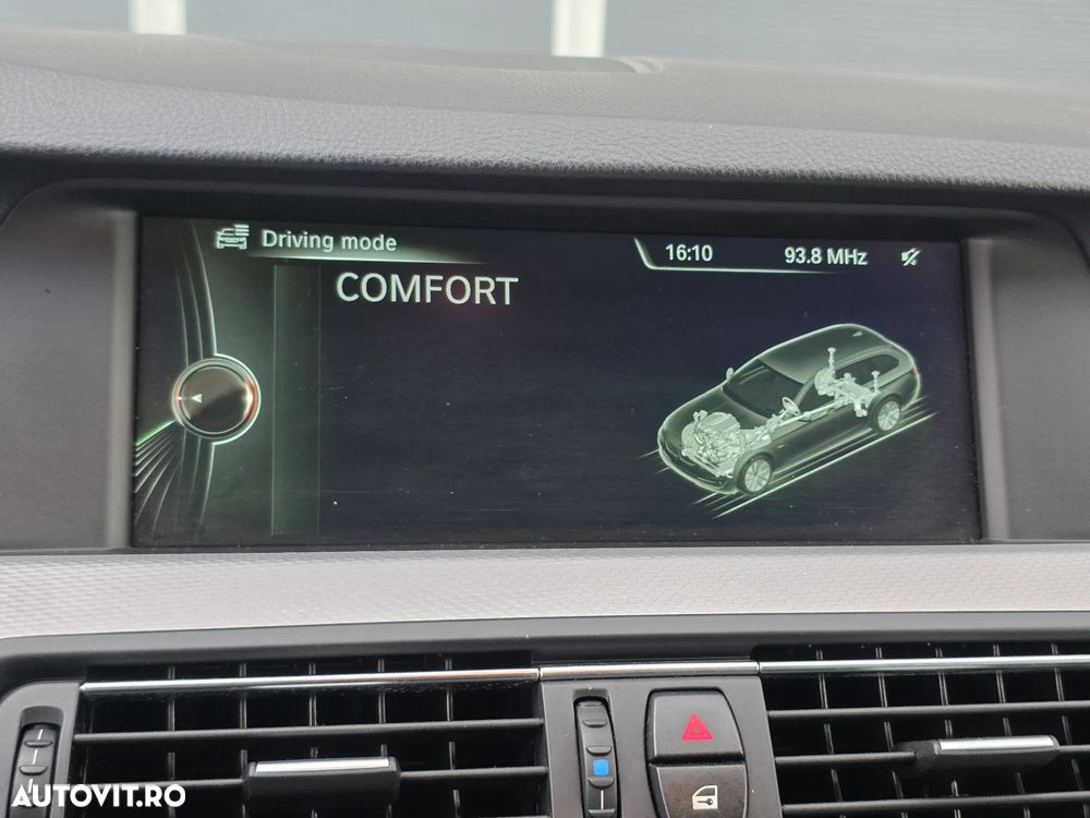 BMW Seria 5 520d Touring Sport-Aut. - 30