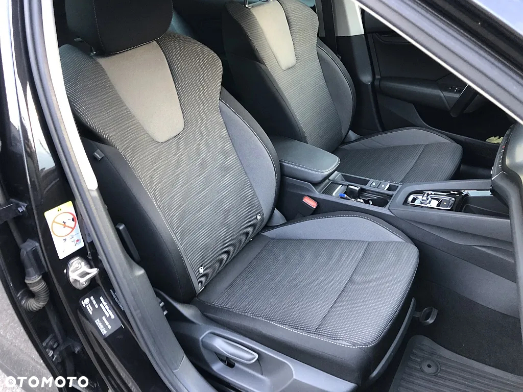 Skoda Octavia 2.0 TDI Ambition DSG - 34