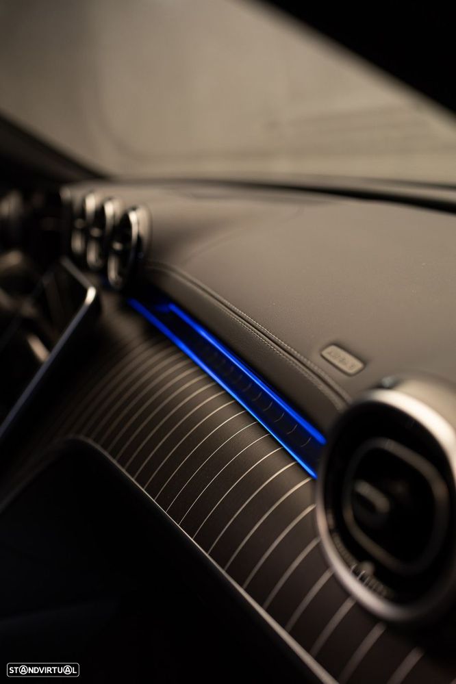 Mercedes-Benz C 300 e AMG Line - 43