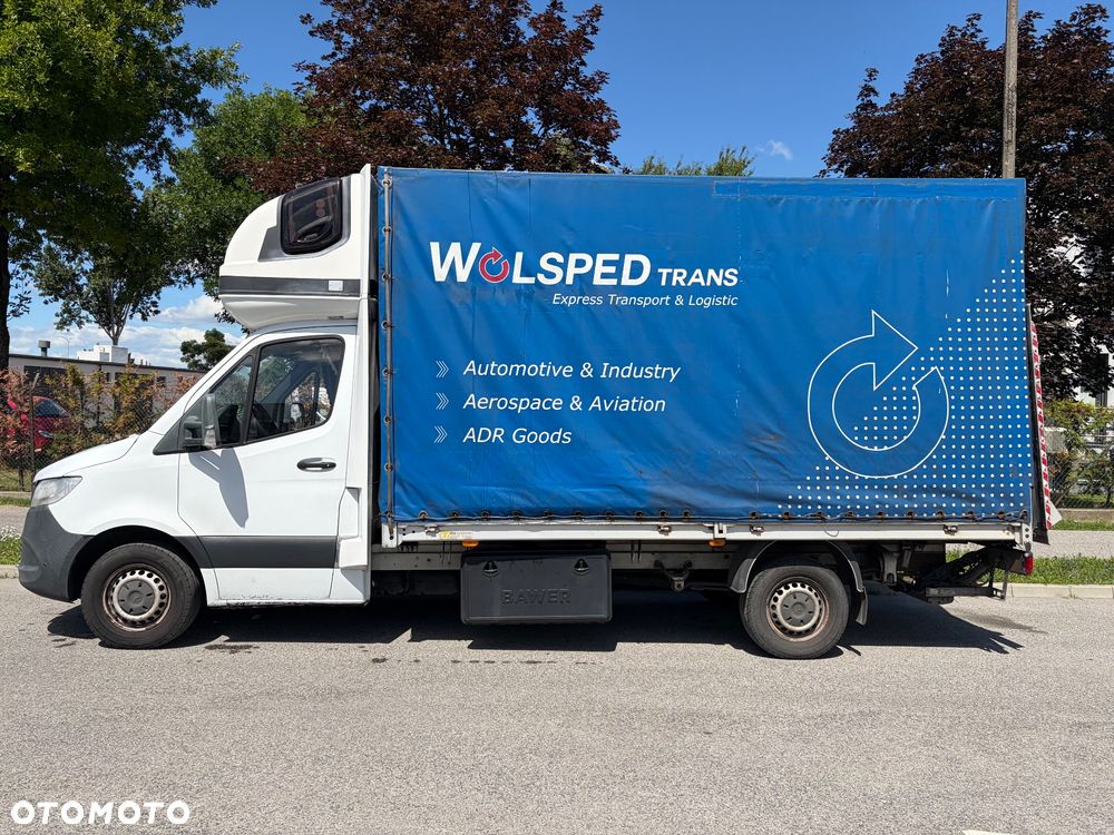 Mercedes-Benz Sprinter 907.235 - 11