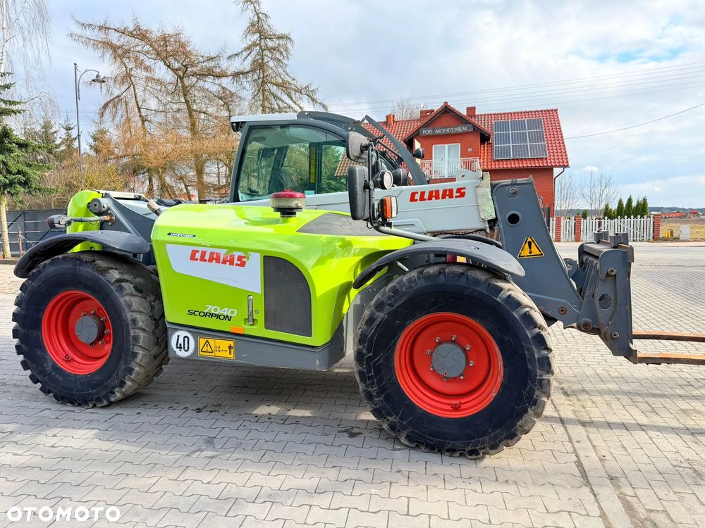 Claas Scorpion 7040 Varipower - 5