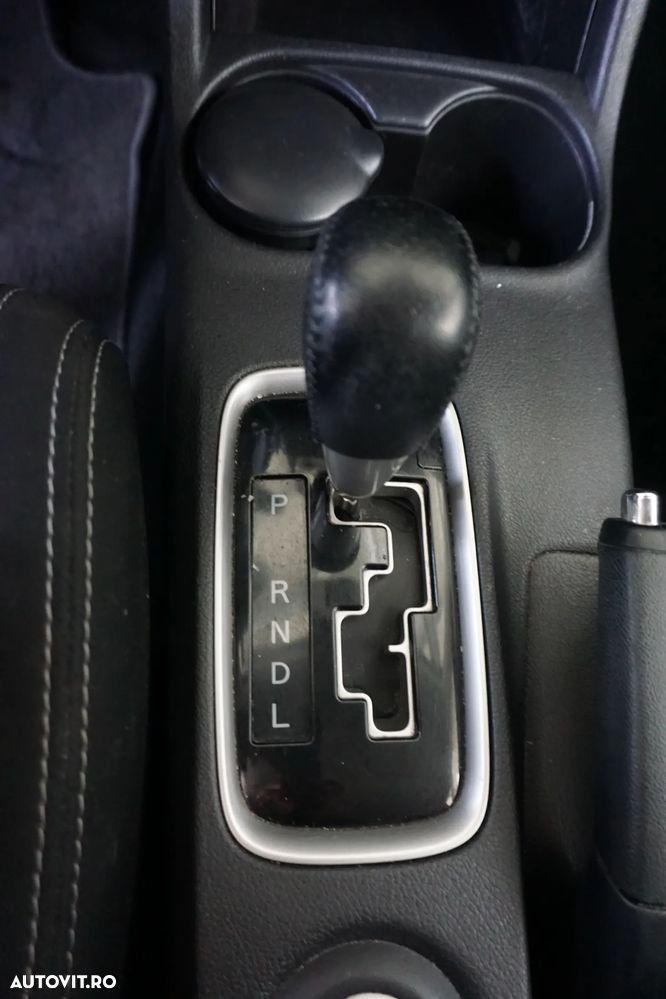 Mitsubishi Outlander 2.2 DI-D 4WD Automatik Plus - 17