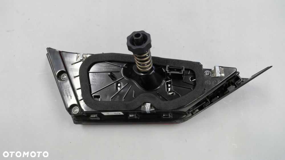 bmw f40 lampa prawy tył prawa tylna w błotnik w klapę 7450644 7450652 - 11