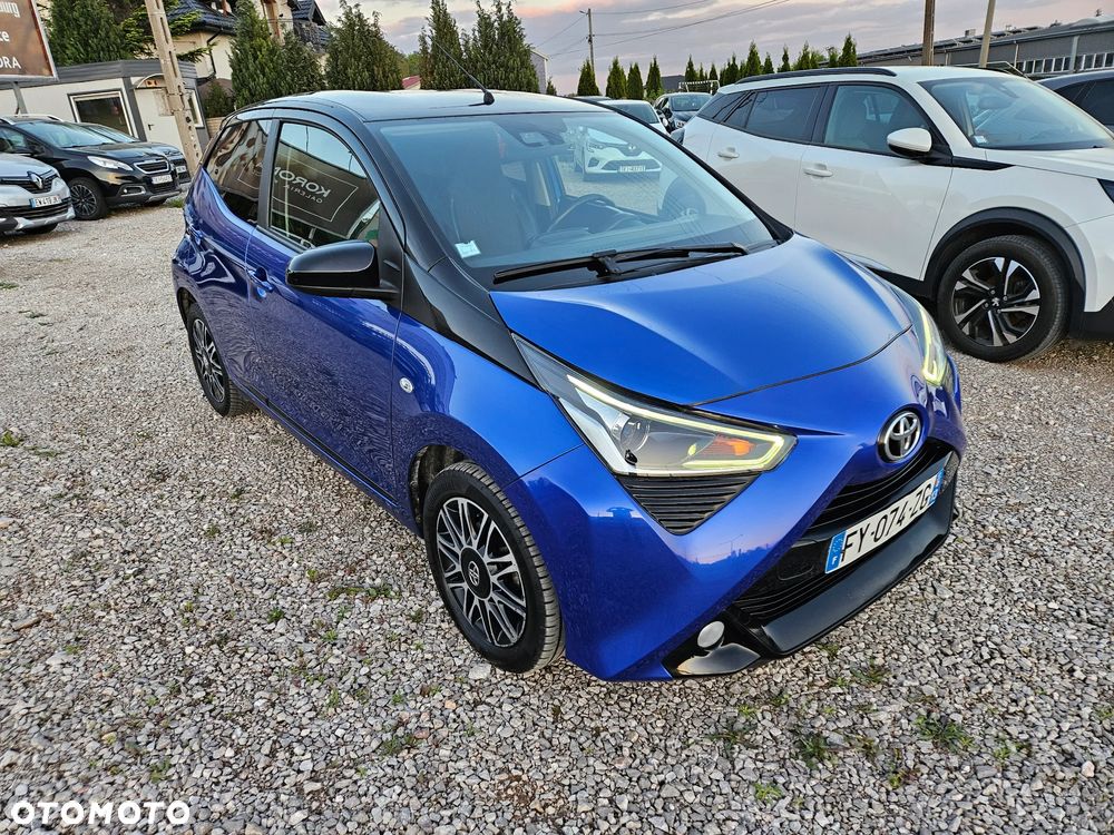 Toyota Aygo x-clusive Style Selection - 1