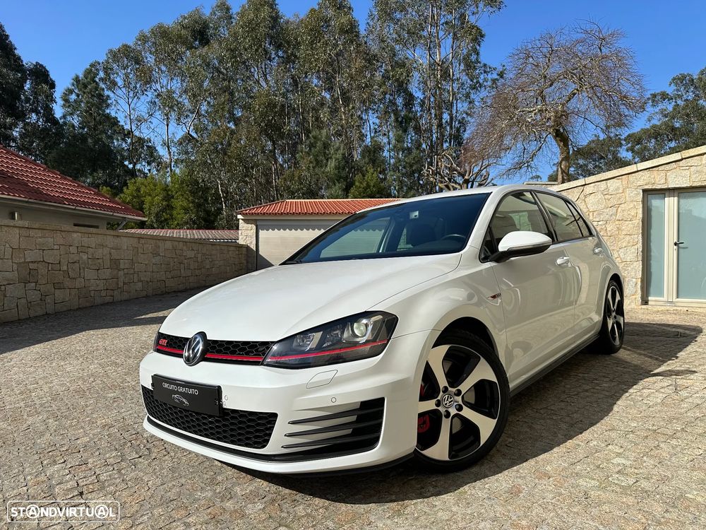 VW Golf 2.0 TSi GTi - 2