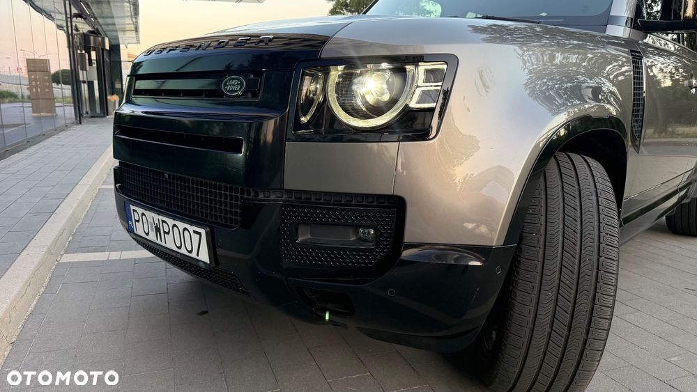 Land Rover Defender 3.0 D250 mHEV HSE - 34
