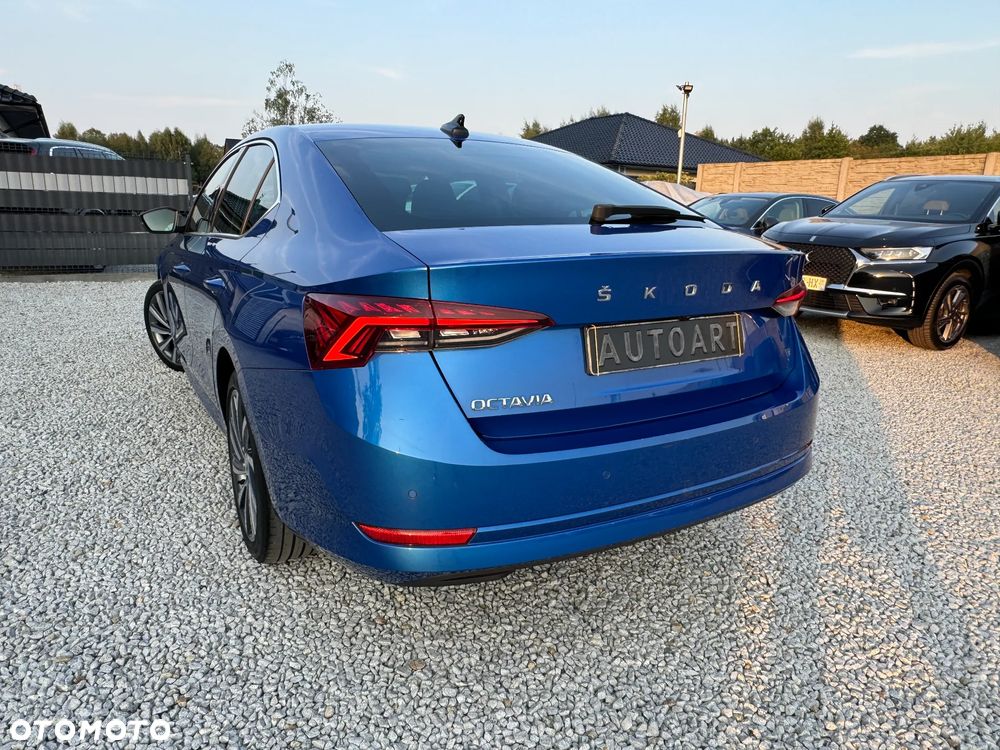 Skoda Octavia 2.0 TDI L&K DSG - 14