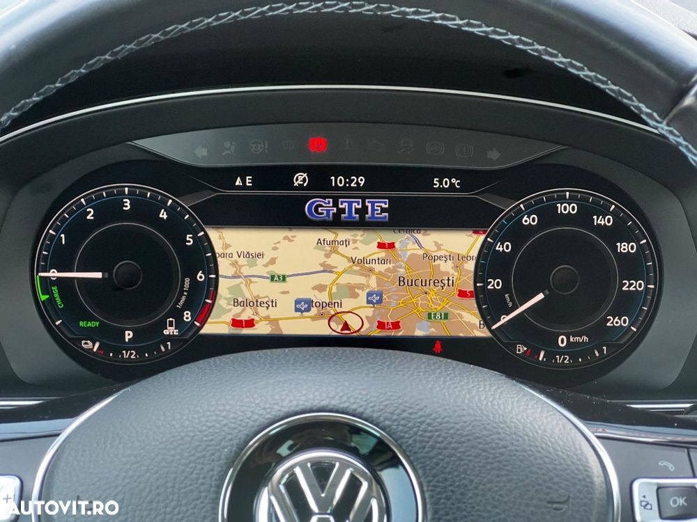 Volkswagen Passat - 19