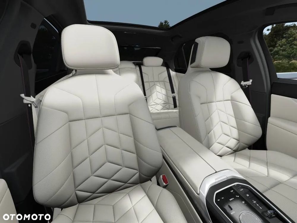 BMW Seria 7 750e PHEV xDrive M Sport sport - 5