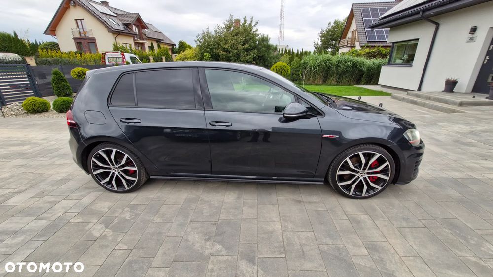 Volkswagen Golf GTI Performance BlueMotion Technology - 17