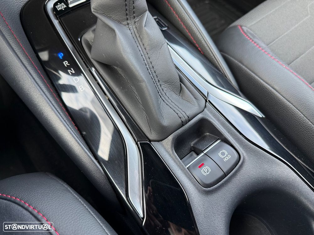 Toyota Corolla 1.8 Hybrid Exclusive - 24