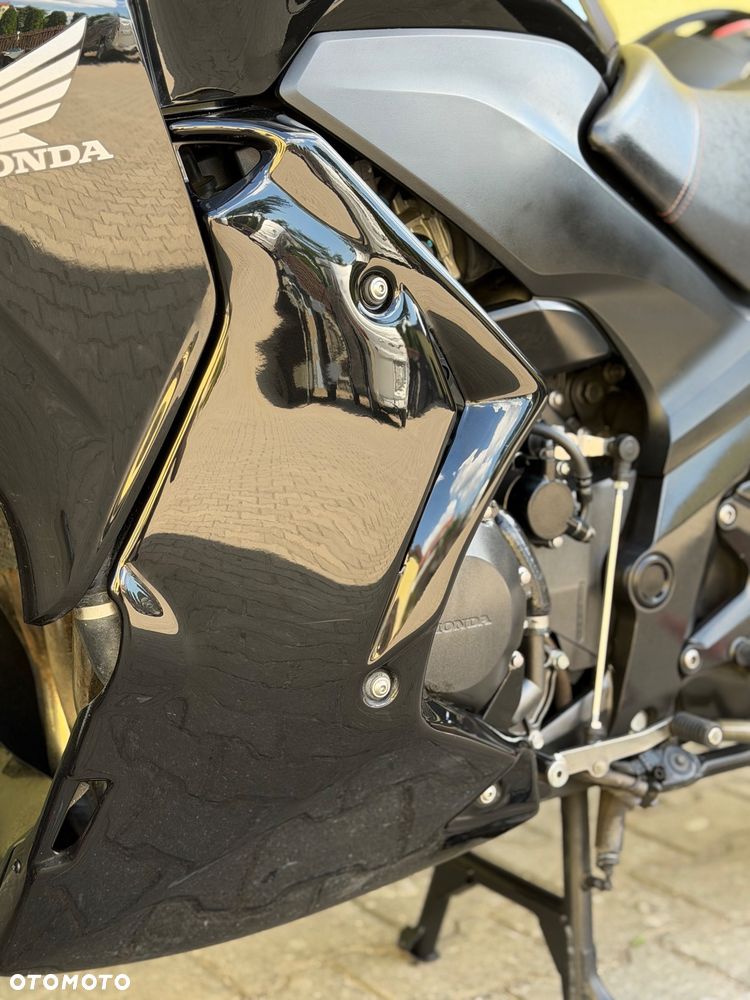 Honda CBF - 30