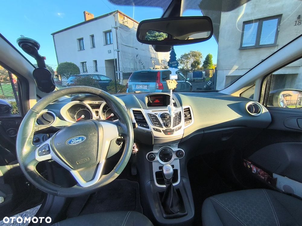 Ford Fiesta - 13