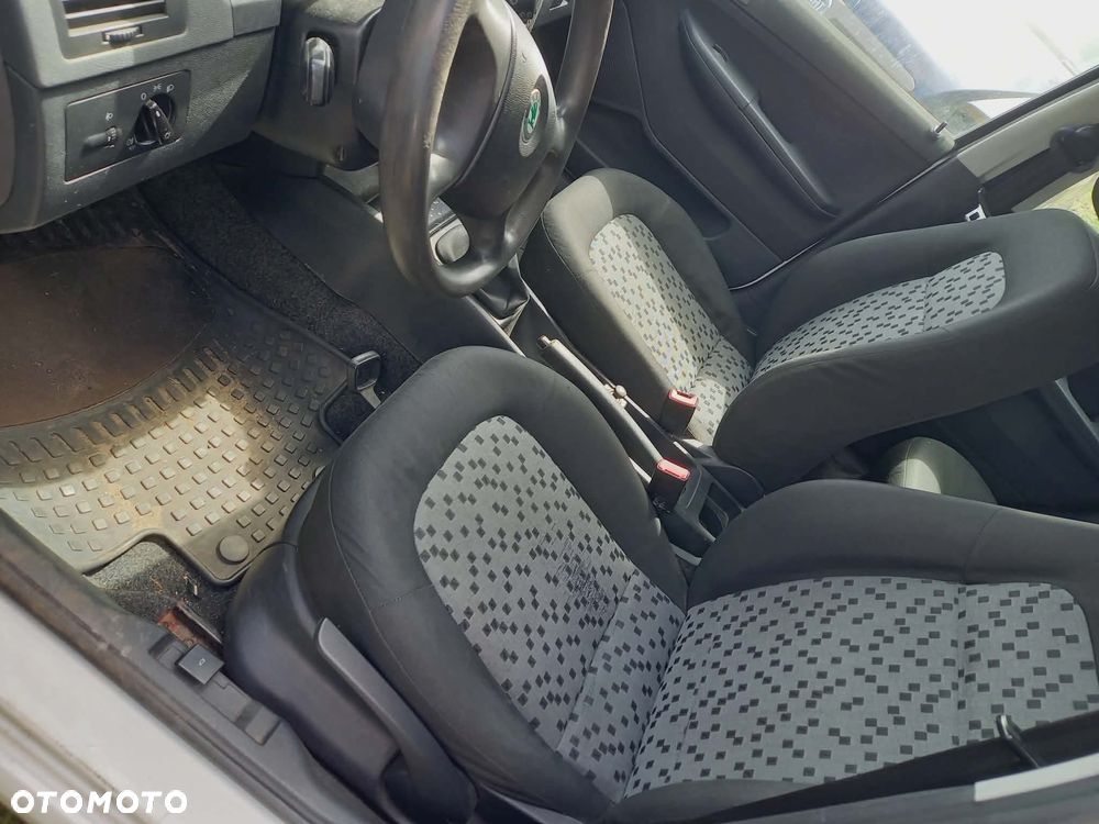 Skoda Fabia I 1.4 tdi hatchback maska drzwi zderzak klapa - 4