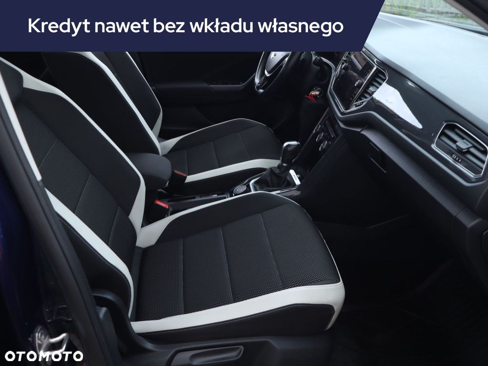 Volkswagen T-Roc - 11