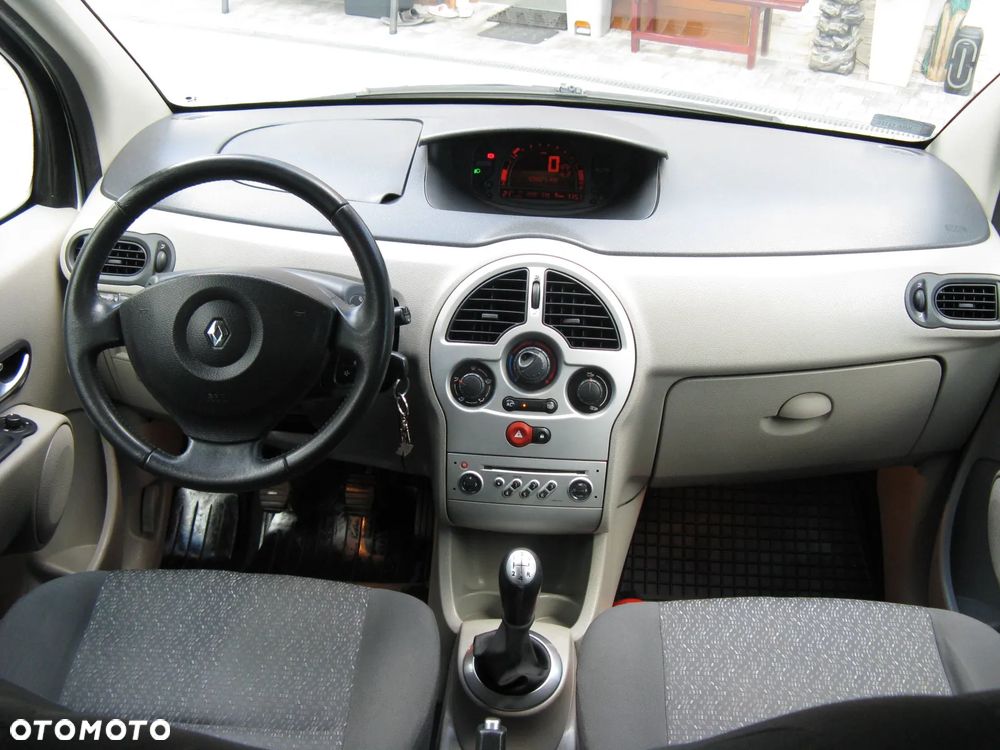 Renault Modus 1.4 Luxe Privilege - 25