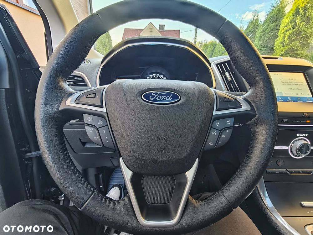 Ford Edge - 34