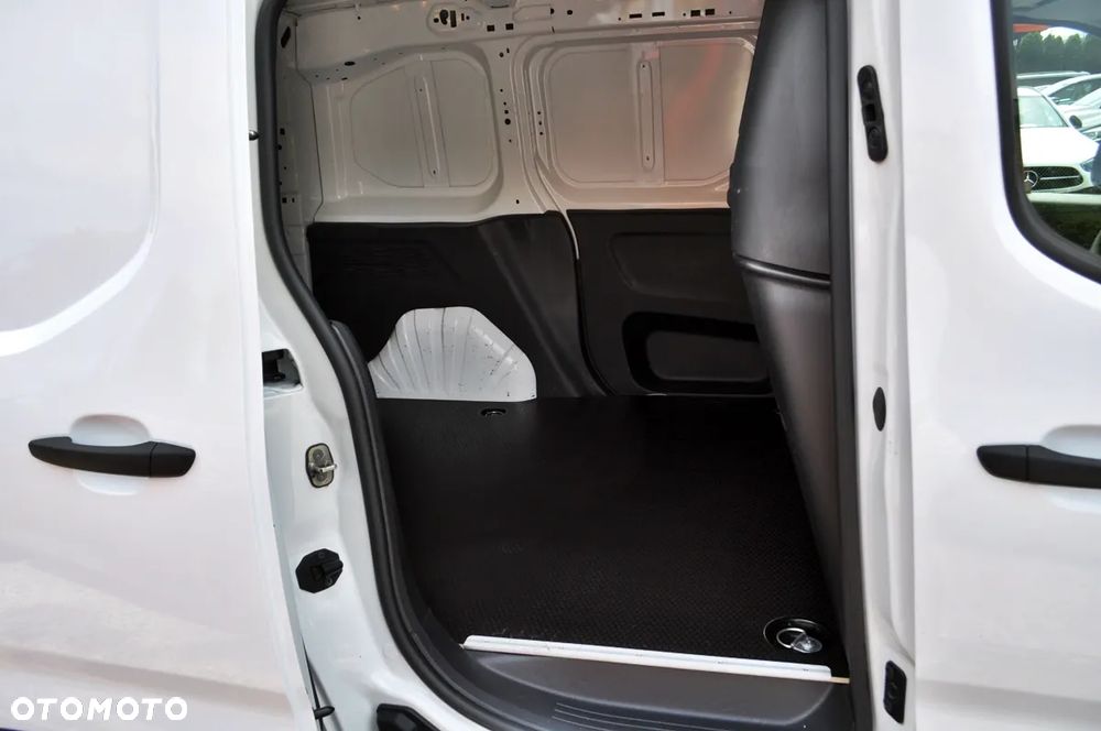 Toyota ProAce City - 31