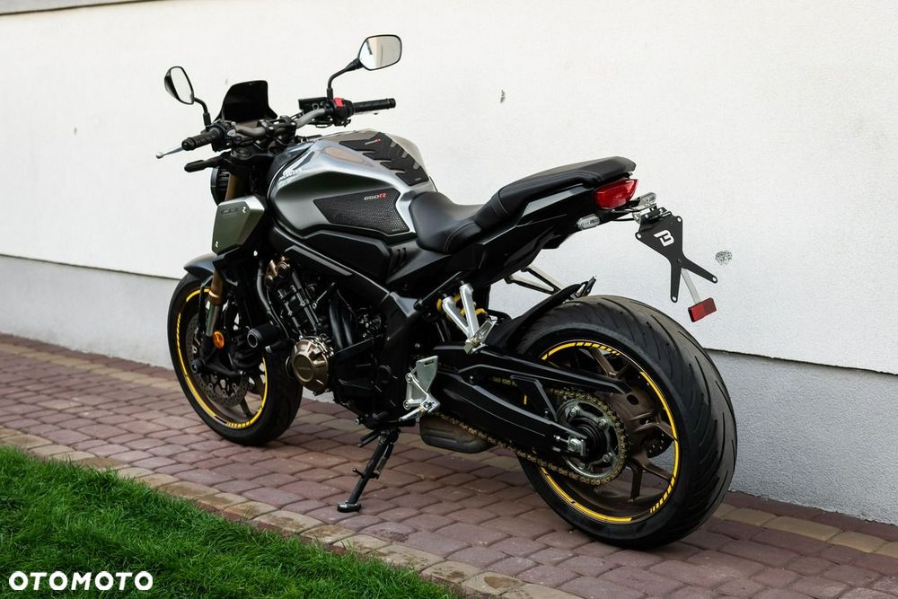 Honda CB - 9