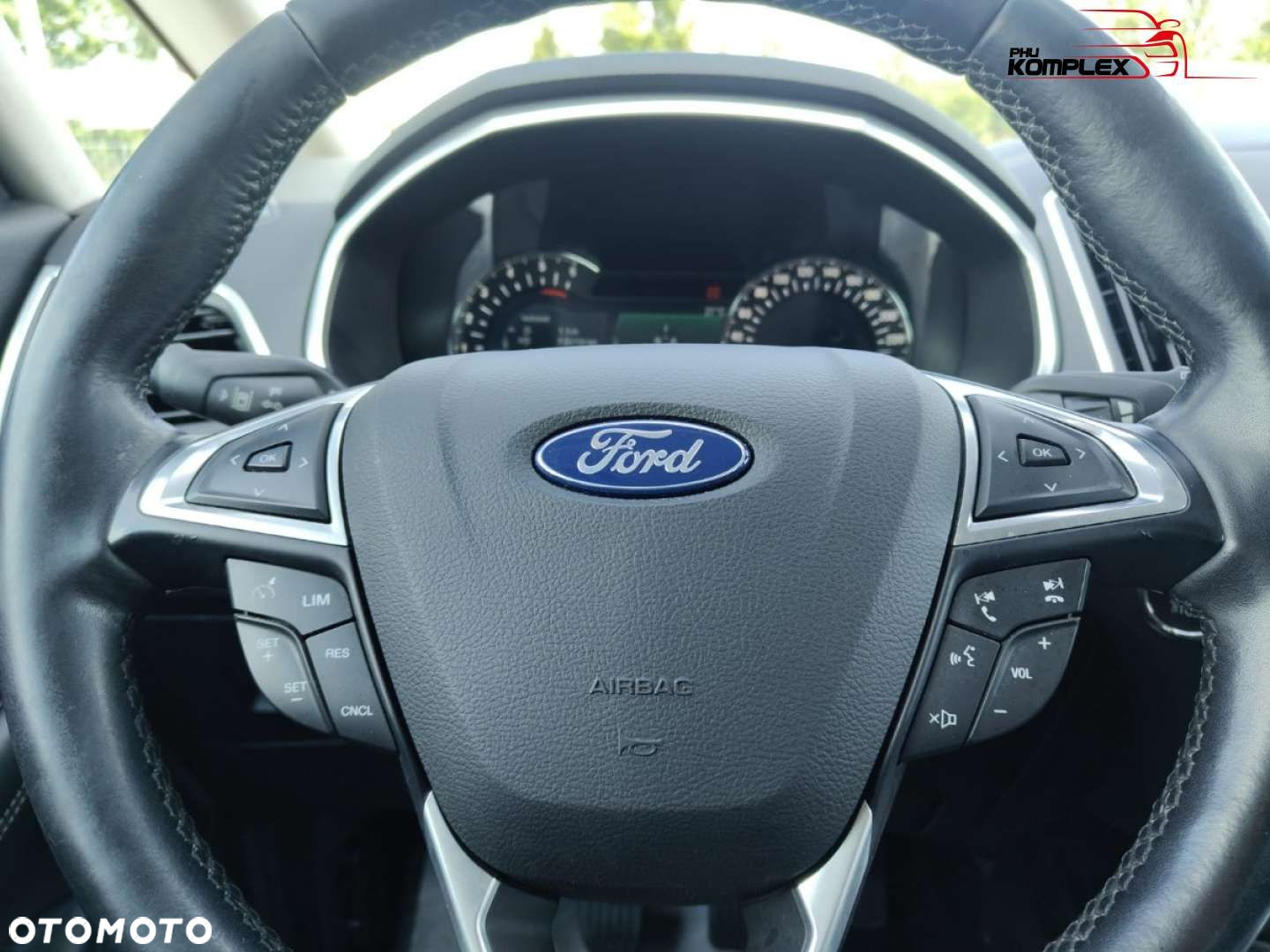 Ford S-Max - 19