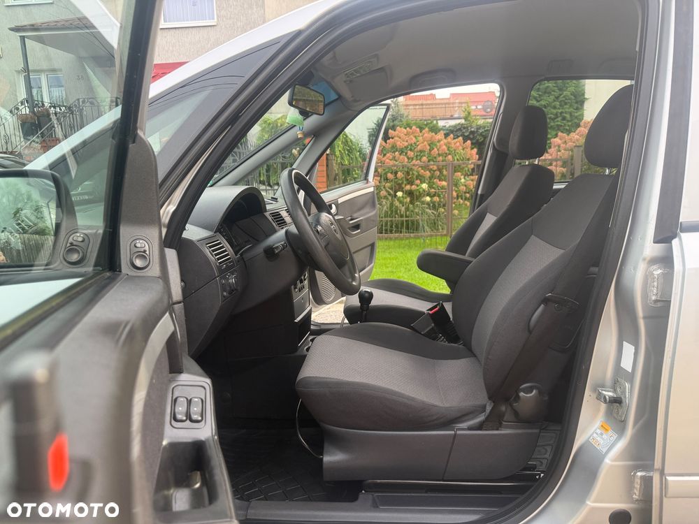Opel Meriva - 11
