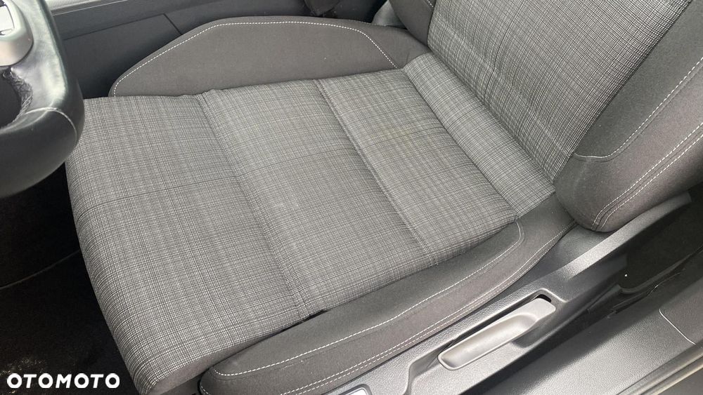 Volkswagen Passat 2.0 TDI EVO Business DSG - 18