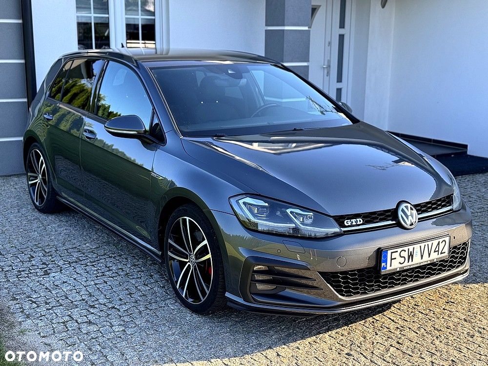 Volkswagen Golf GTD 2.0 TDI SCR DSG - 9