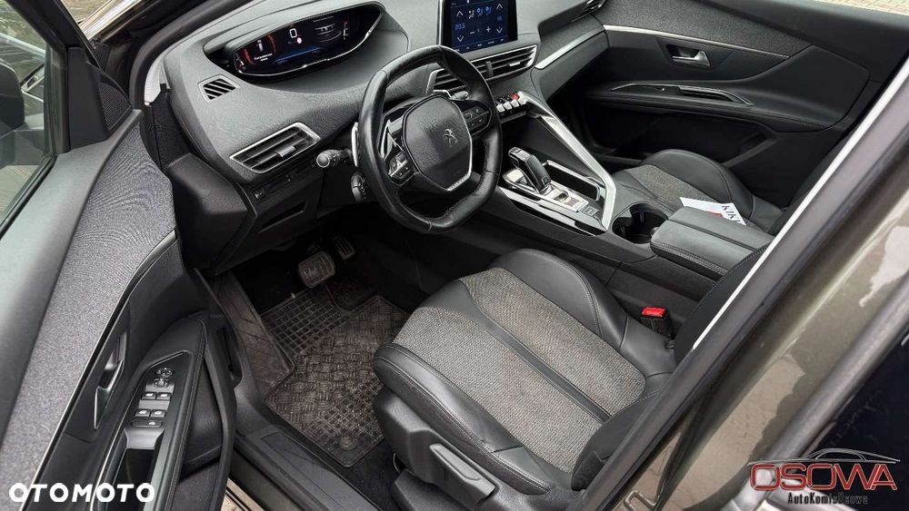 Peugeot 5008 - 26