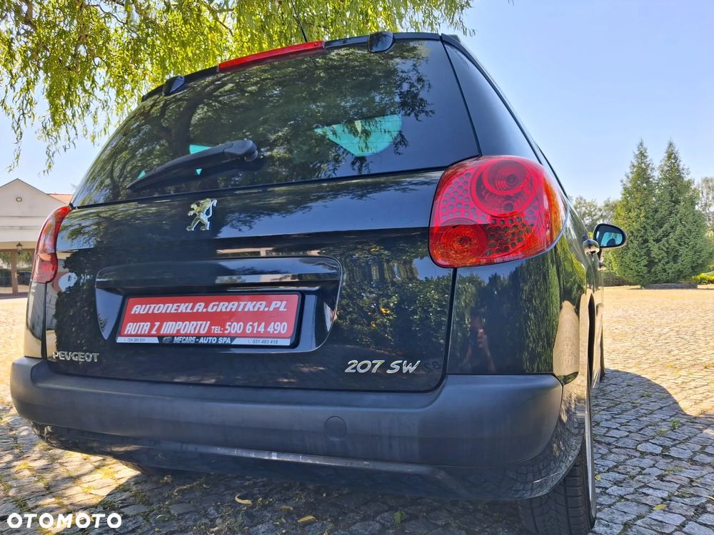 Peugeot 207 - 6