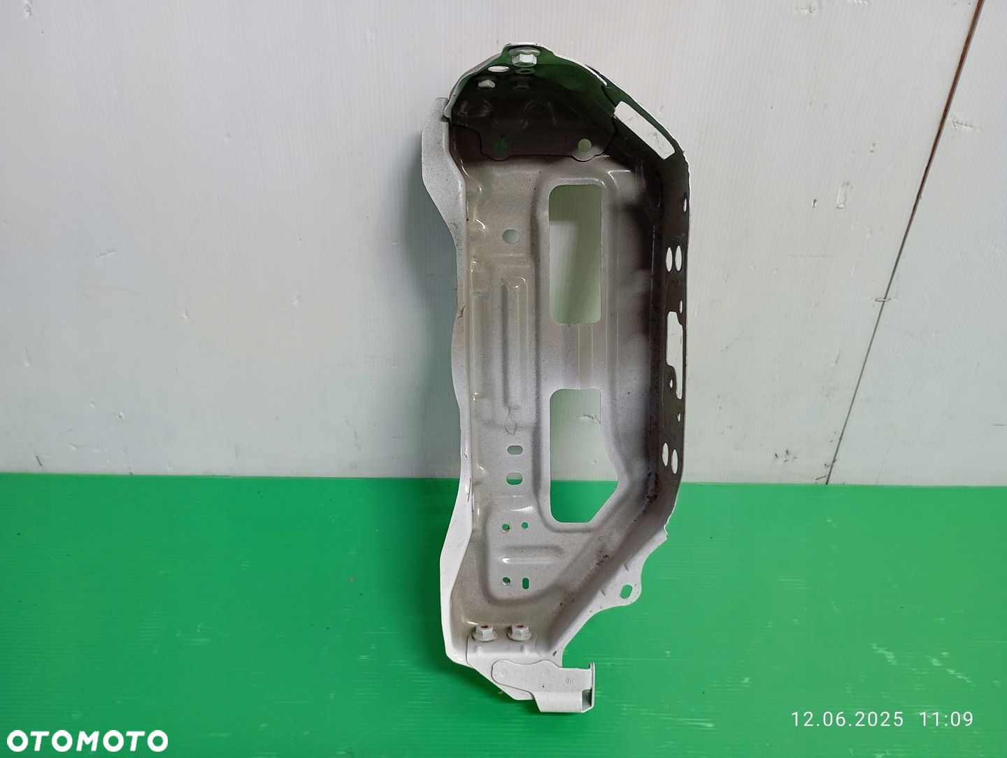 TOYOTA YARIS III 11-20 WZMOCNIENIE PRZEDNIEGO PASA PRAWE OKULAR 53202-0D906 - 2