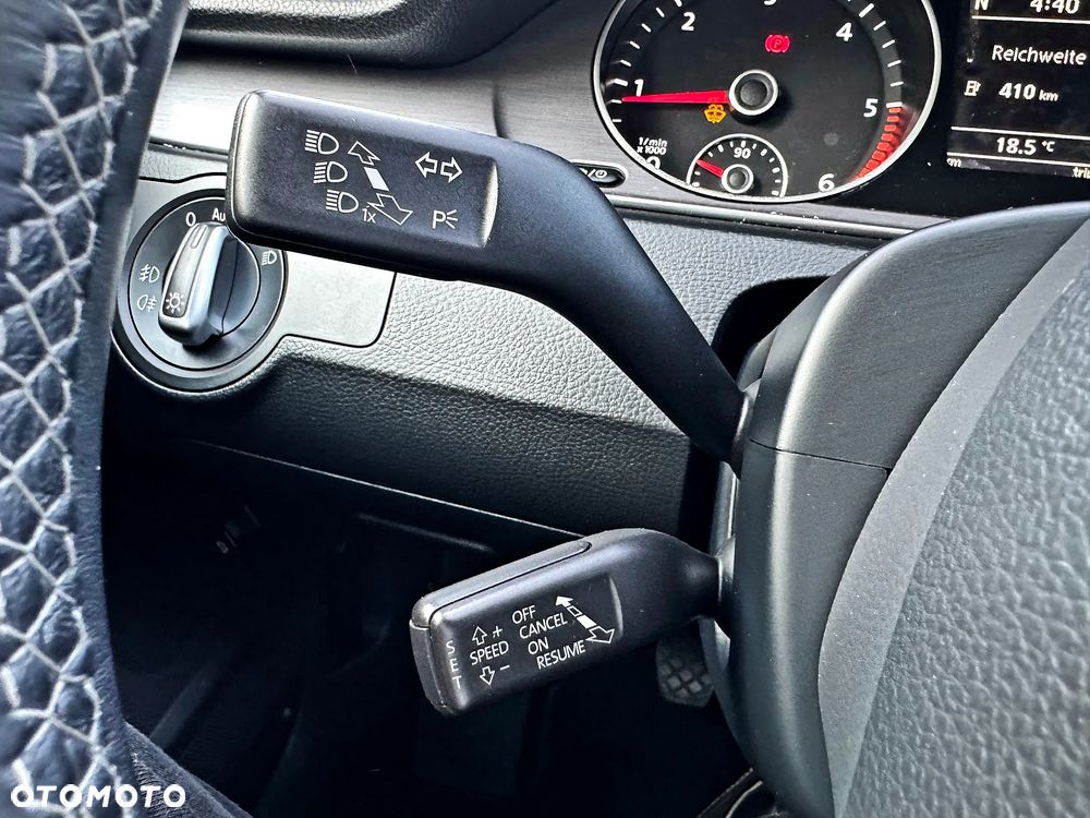 Volkswagen Passat Variant 2.0 TDI BlueMotion Technology Highline - 21