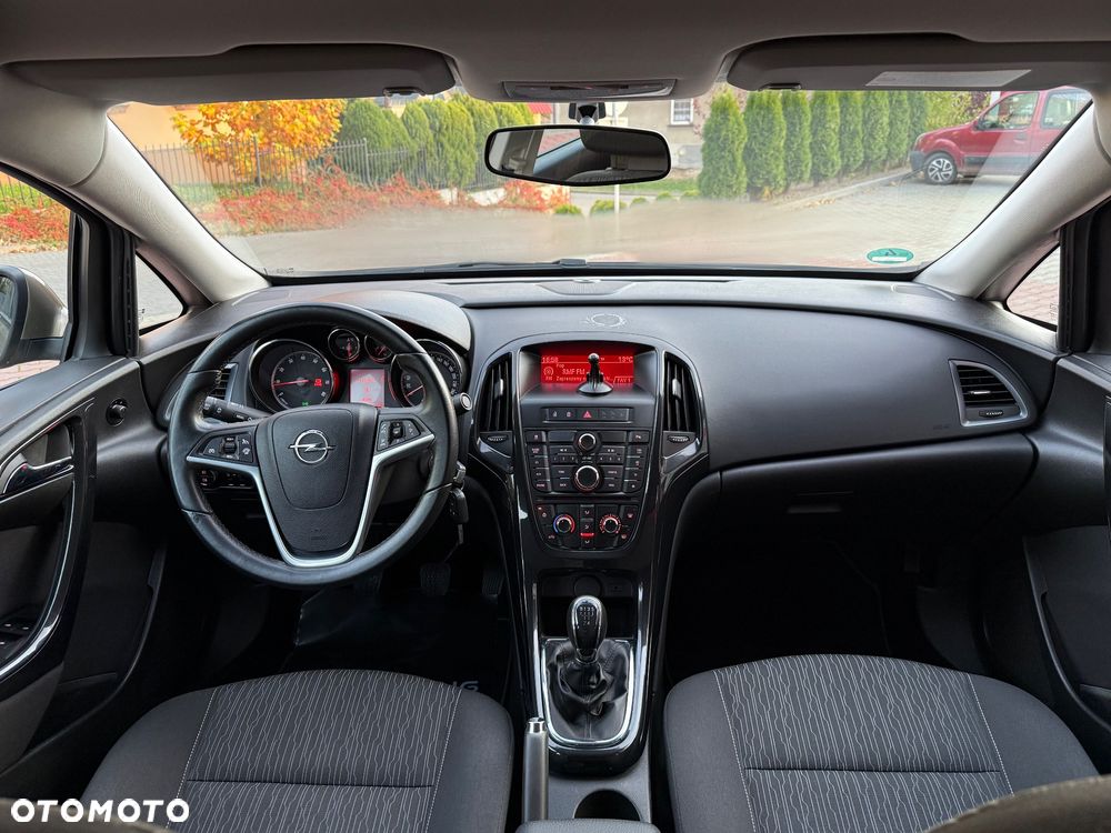 Opel Astra IV 1.6 Essentia - 21
