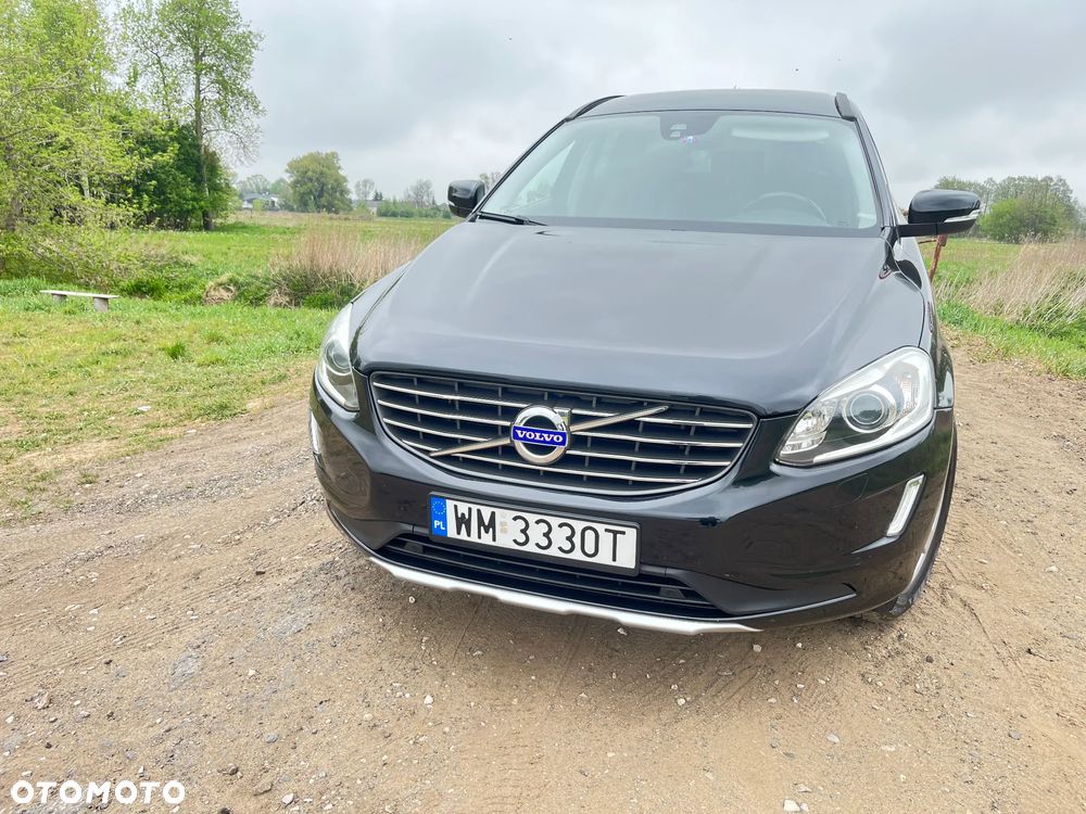 Volvo XC 60 D5 AWD Momentum - 9