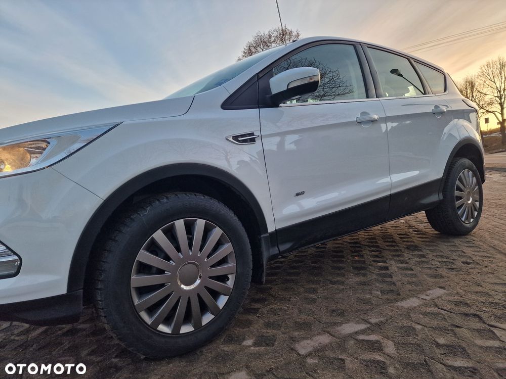 Ford Kuga 2.0 TDCi 4x4 SYNC - 39