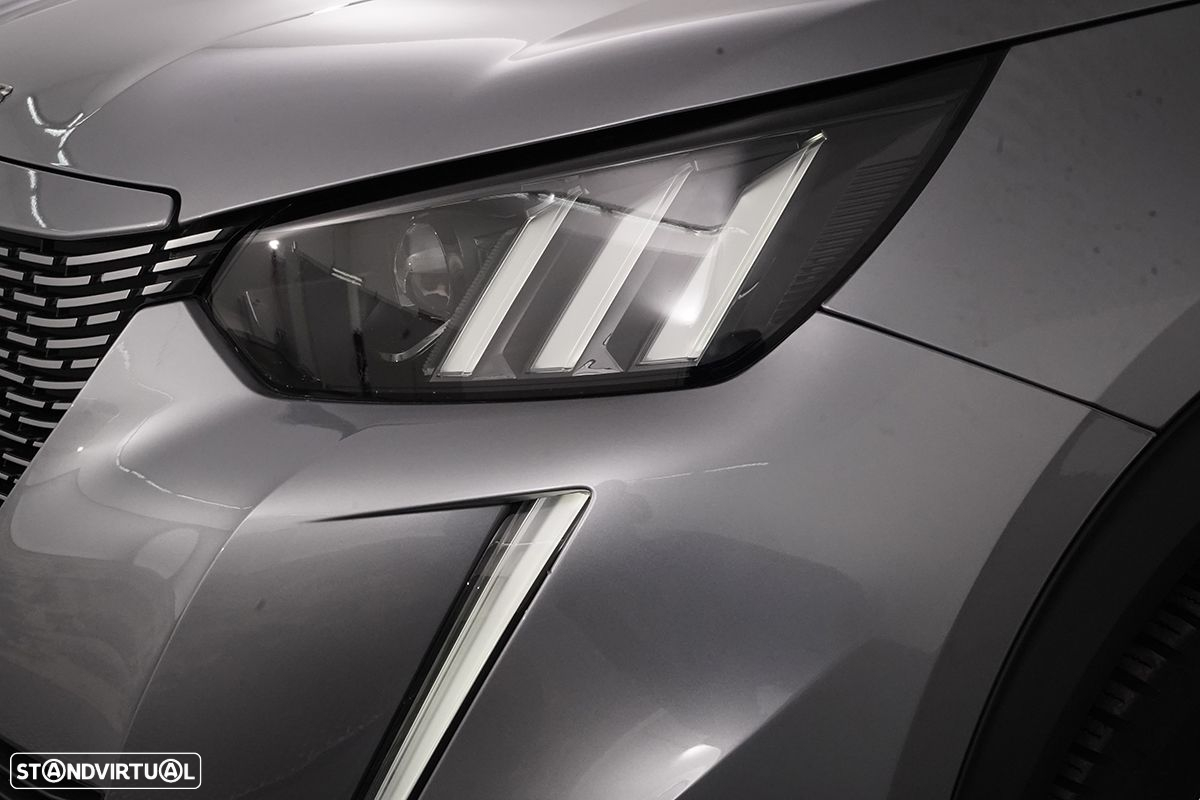 Peugeot e-2008 50 kWh GT - 5