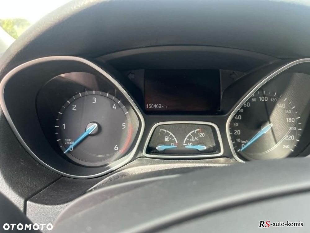 Ford Focus - 13