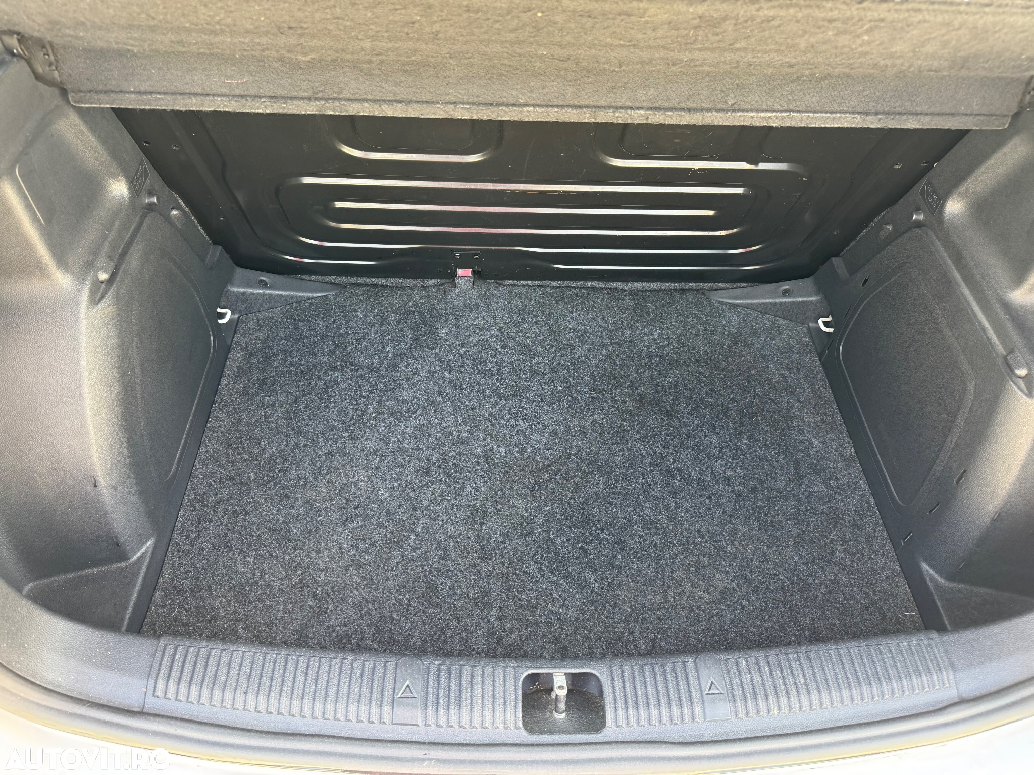 Skoda Fabia 1.2 HTP Classic - 4