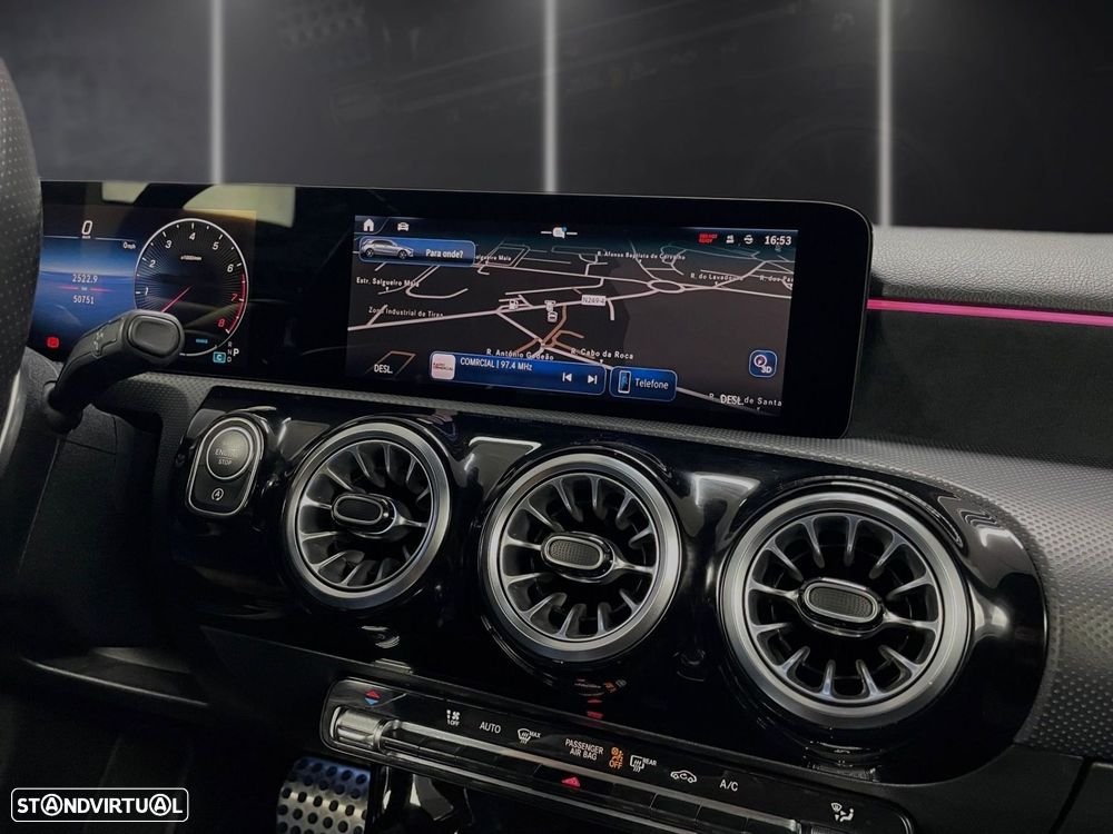 Mercedes-Benz A 200 AMG Line Aut. - 21