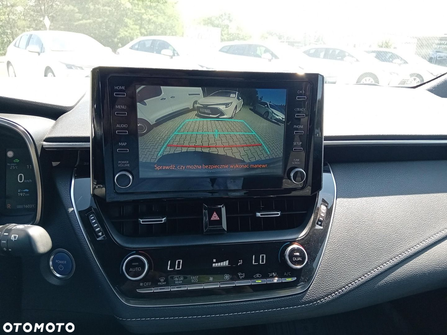Toyota Corolla - 13