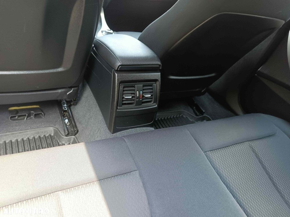 BMW Seria 1 118d Aut. - 8