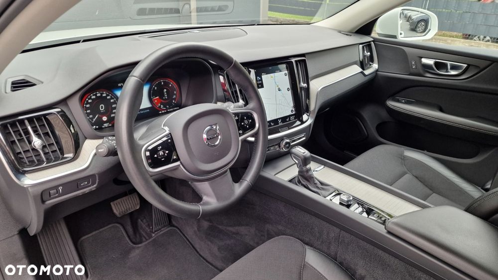 Volvo V60 Cross Country D4 AWD Geartronic - 18
