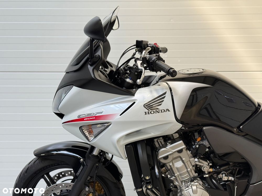 Honda CBF - 28