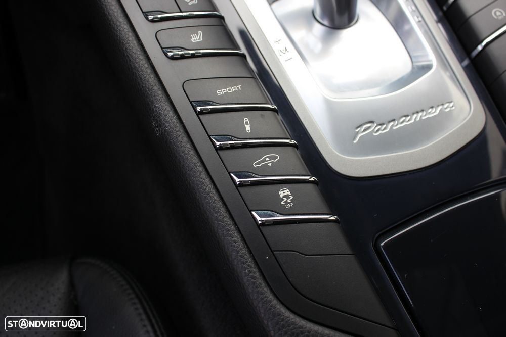 Porsche Panamera Edition - 20