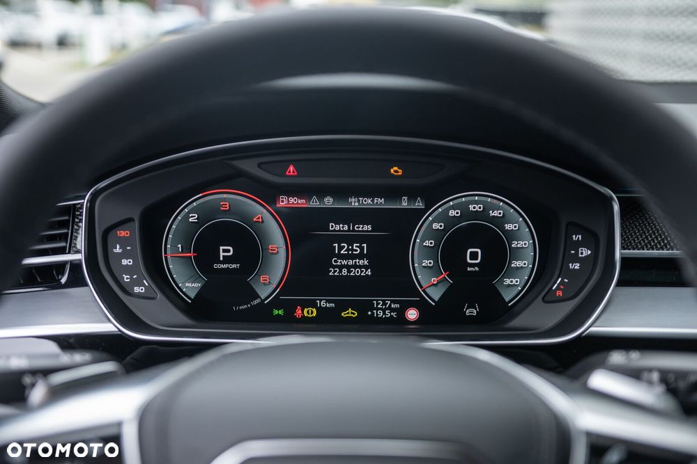 Audi A8 - 25