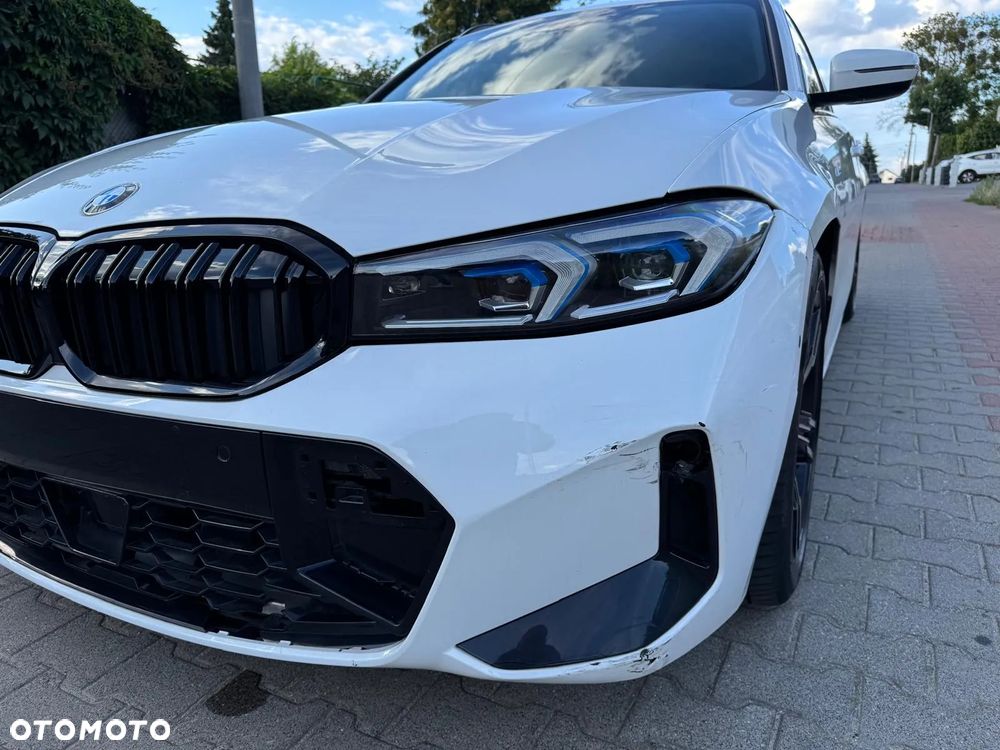 BMW Seria 3 320i Touring M Sport - 32