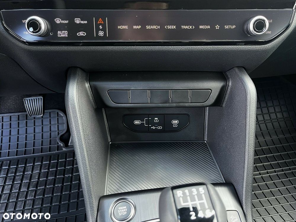 Kia Sportage 1.6 T-GDI M 2WD - 24