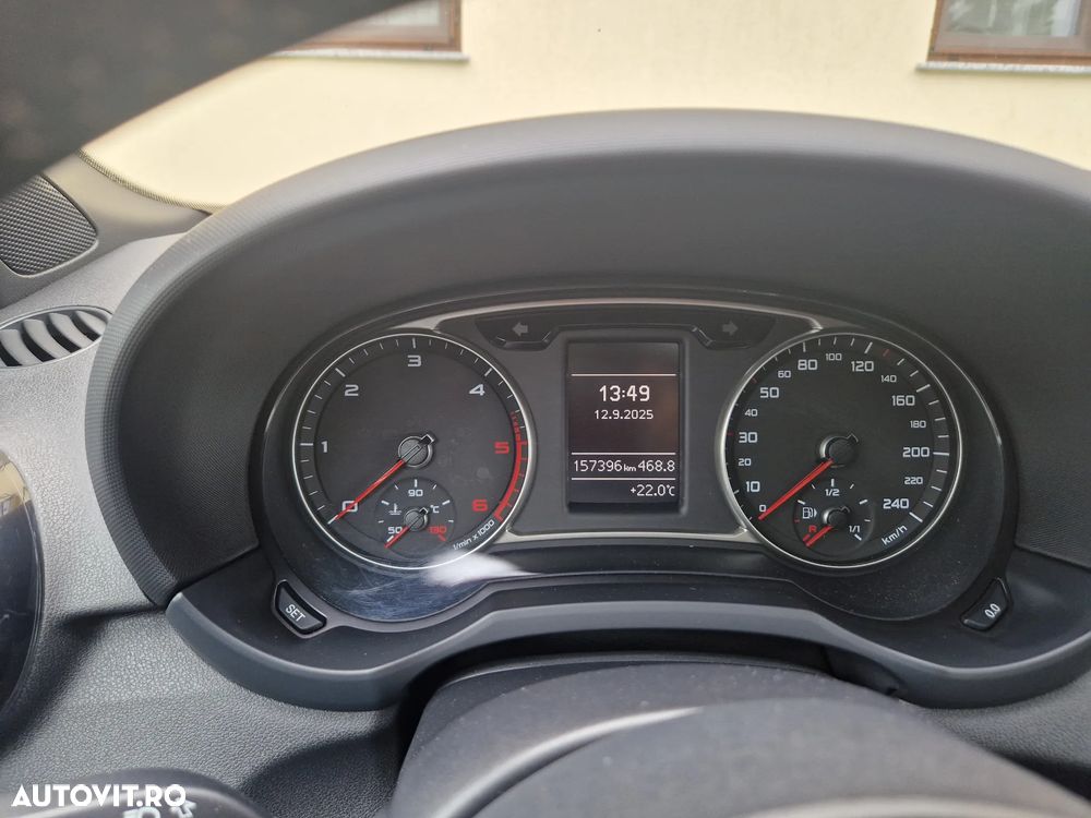 Audi A1 1.6 TDI S line Sportpaket - 9