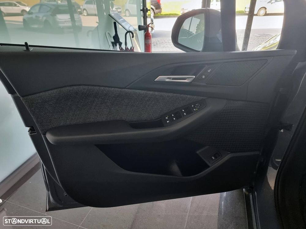 BMW 225xe Active Tourer e xDrive - 17