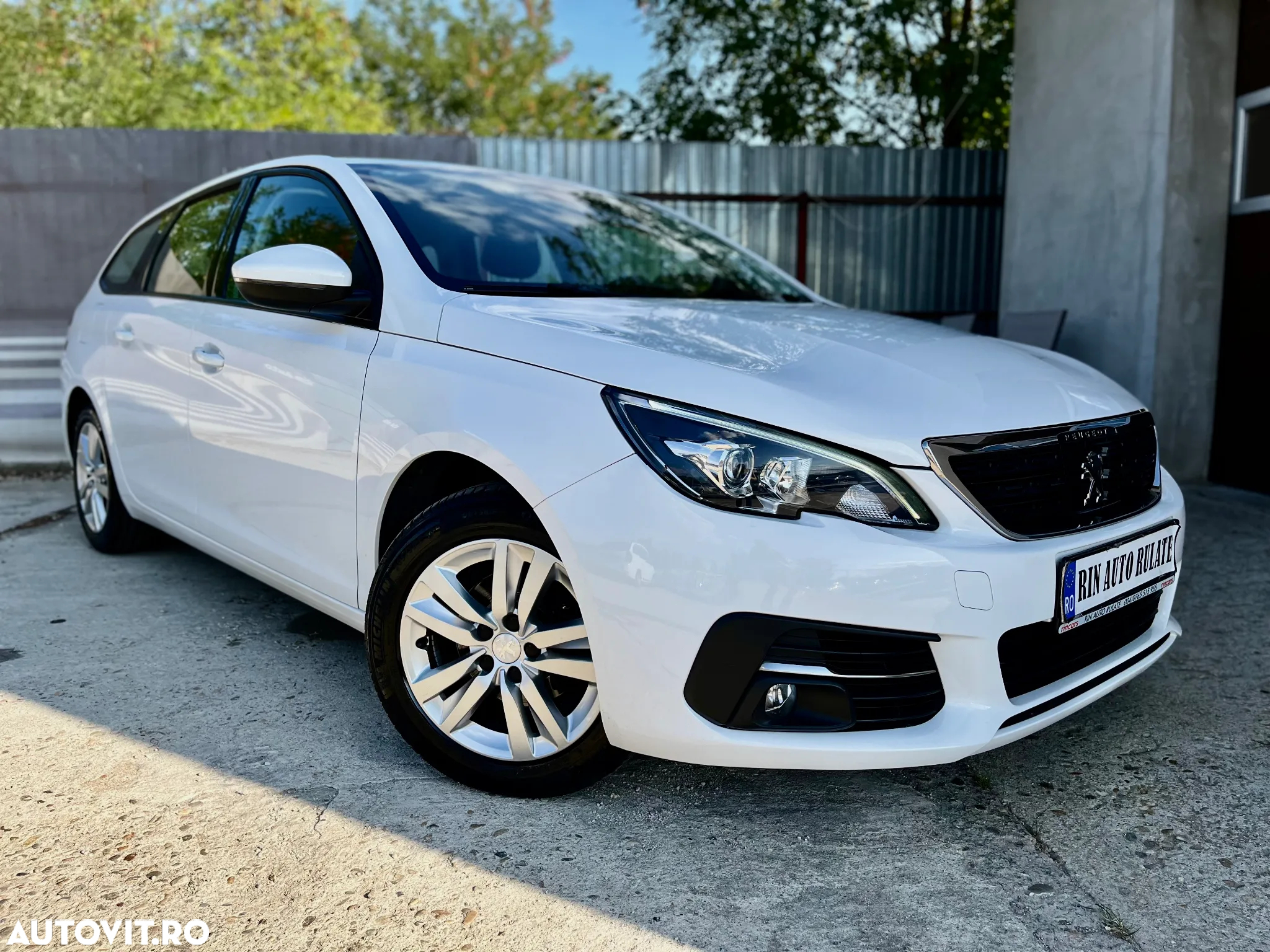 Peugeot 308 - 40